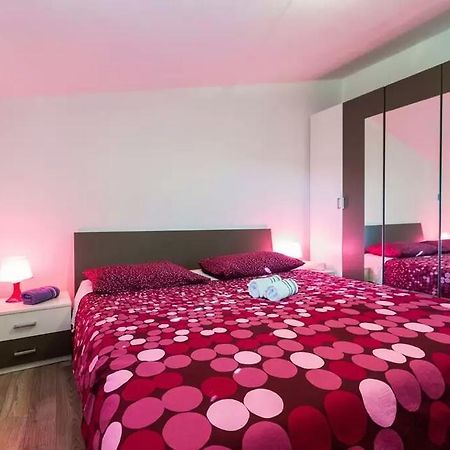 Apartments Marinka Biograd na Moru Kültér fotó